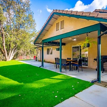 Mystic Mountain Villa, 14 Miles From Yosemite Oakhurst Exterior foto
