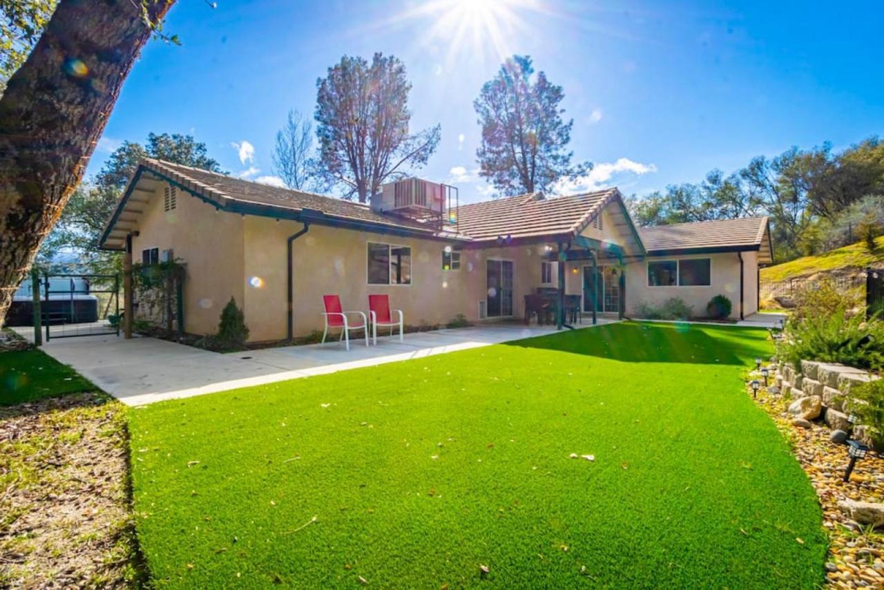 Mystic Mountain Villa, 14 Miles From Yosemite Oakhurst Exterior foto