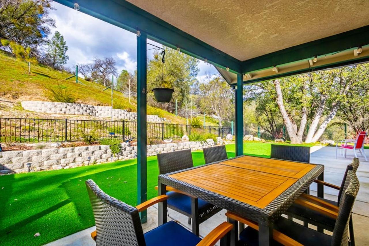 Mystic Mountain Villa, 14 Miles From Yosemite Oakhurst Exterior foto