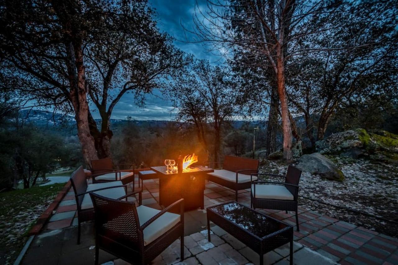 Mystic Mountain Villa, 14 Miles From Yosemite Oakhurst Exterior foto